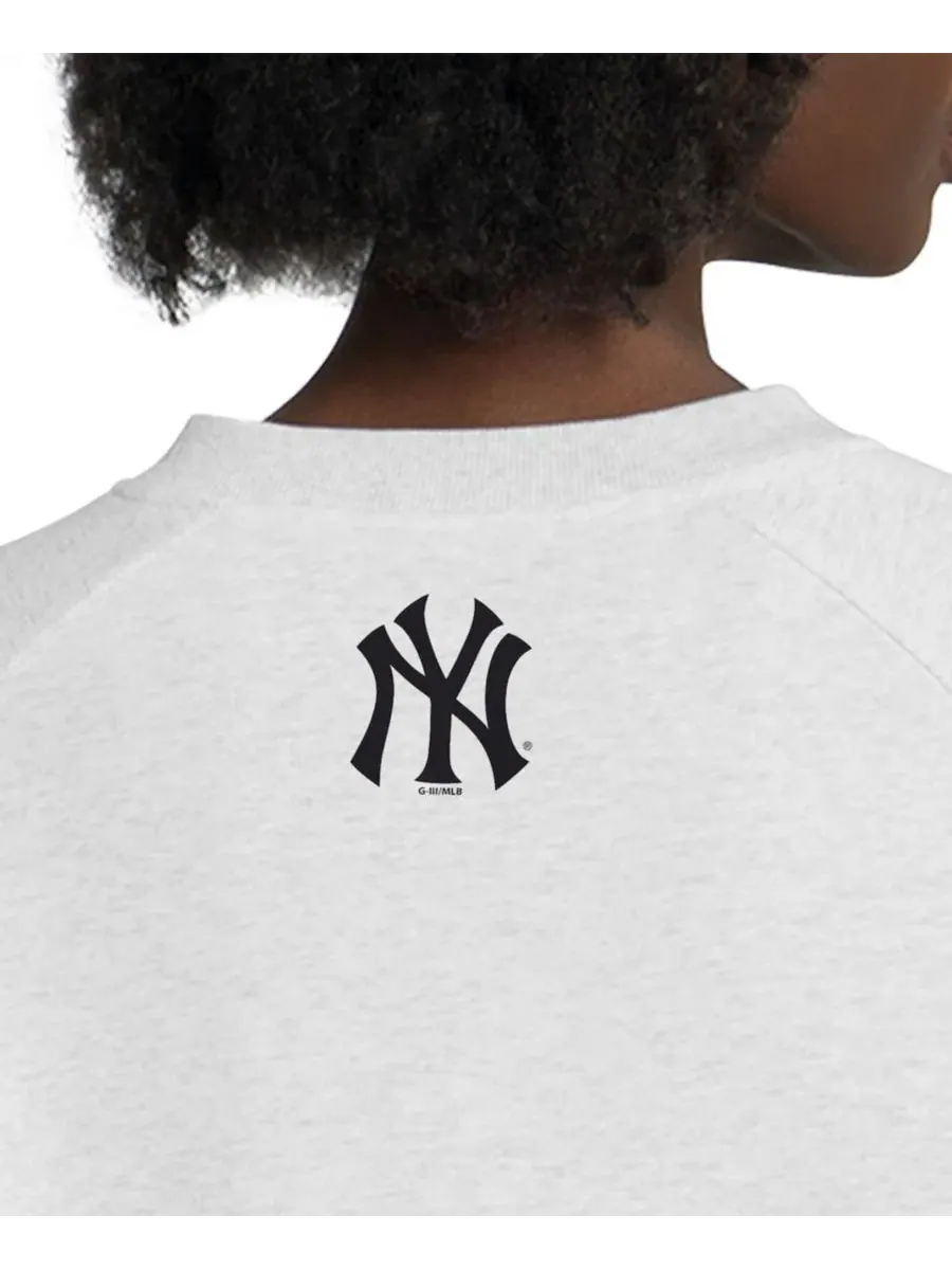 Женский укороченный свитшот с V-образным вырезом, оверсайз, с принтом, New York Yankees Starter — изображение 4 из 4