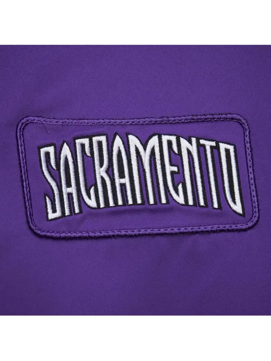 Mitchell & Ness Мужская фиолетовая атласная куртка на молнии Sacramento Kings Hardwood Classics — изображение 4 из 5