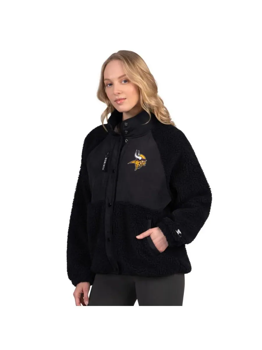 Starter Женская черная куртка Minnesota Vikings On the Ball Sherpa