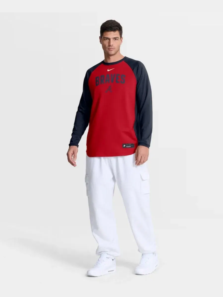 Свитшот мужской с регланом Dri-FIT Atlanta Braves Authentic Collection Nike — изображение 4 из 4, красный