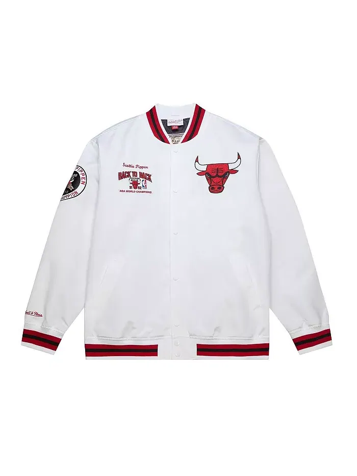 Мужская сатиновая куртка Chicago Bulls из коллекции NBA Legends с полной застежкой на кнопках — изображение 2 из 3