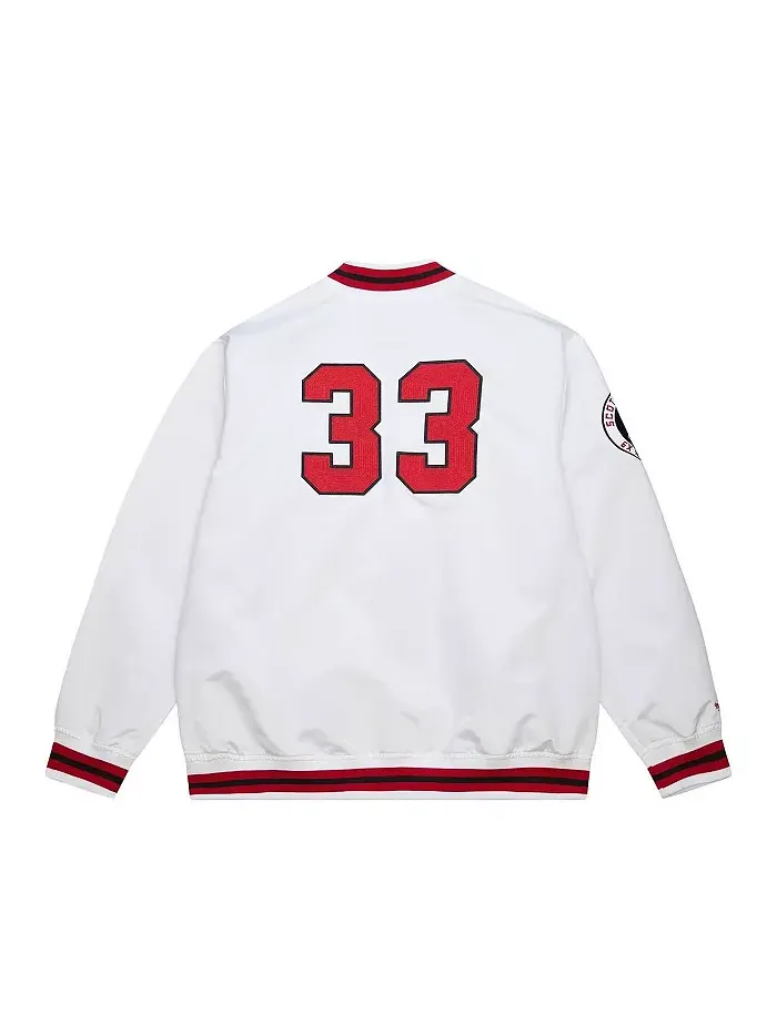 Мужская сатиновая куртка Chicago Bulls из коллекции NBA Legends с полной застежкой на кнопках — изображение 3 из 3