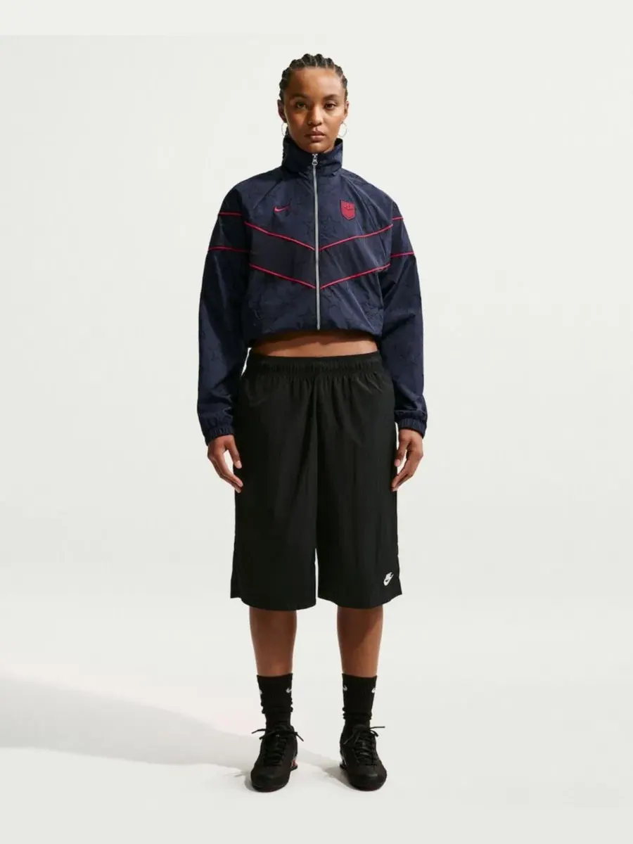 Куртка-ветровка Nike Windrunner с защитой от УФ