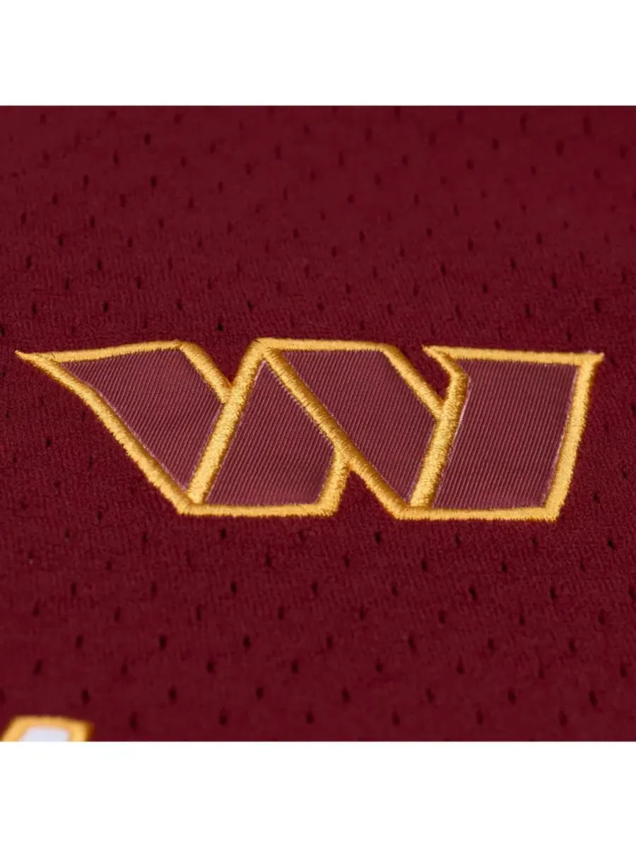 Футболка с полной застежкой на пуговицы, с сетчатой тканью, Washington Commanders Mitchell & Ness — изображение 5 из 5