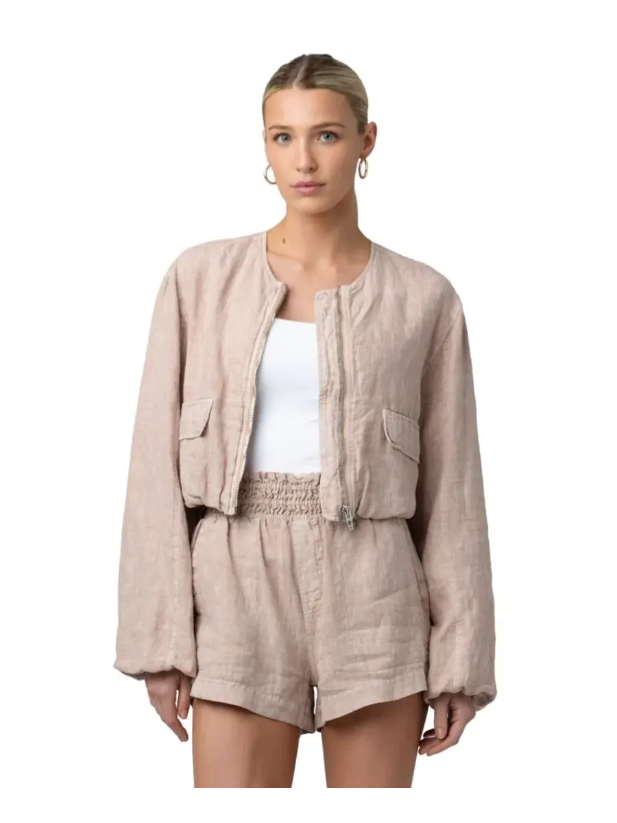 Женская куртка без воротника на молнии, модель Collarless Zipper Jacket BLANK NYC, Read My Lips