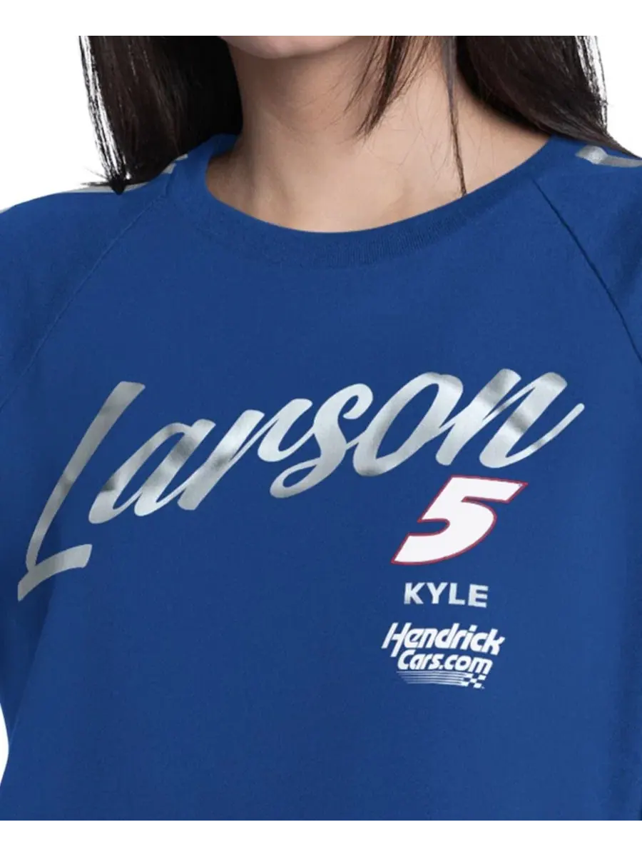 Футболка-реглан с серебристой отделкой Royal Kyle Larson G-III 4Her by Carl Banks — изображение 3 из 3, королевский
