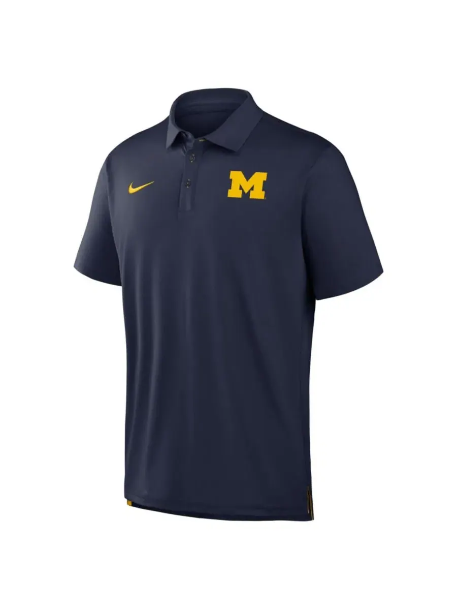 Поло Dri-FIT с вышивкой логотипа команды, Michigan Wolverines Nike — изображение 2 из 3, темно-синий