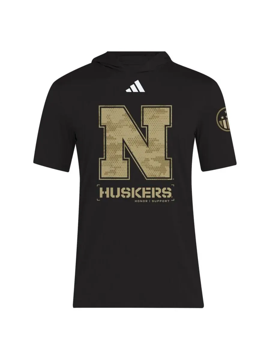 Adidas Мужская черная футболка AEROREADY с символикой команды Nebraska Huskers 2025 в честь Дня — изображение 2 из 3, черный
