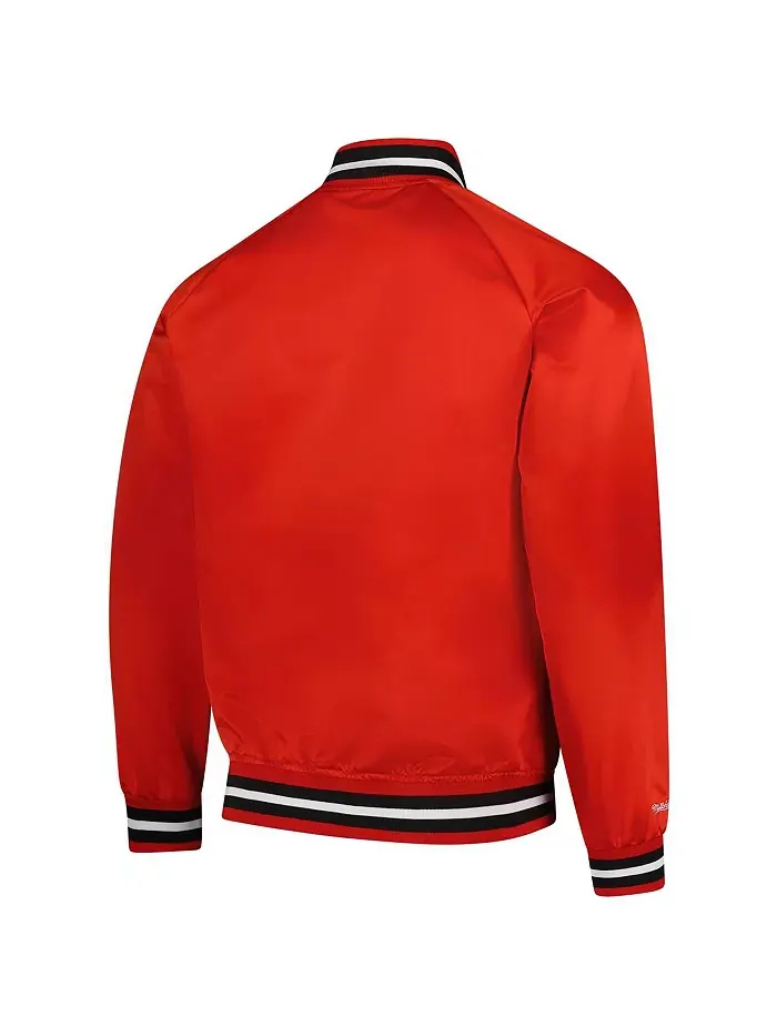 Мужская легкая атласная бейсбольная куртка на молнии Red Wisconsin Badgers с регланными рукавами — изображение 2 из 3