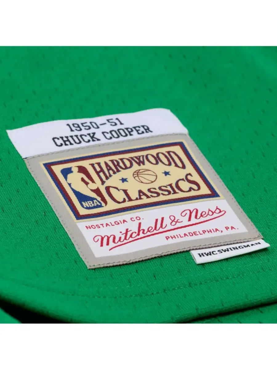 Мужская футболка Mitchell Ness Chuck Cooper Kelly Green Boston Celtics 1950-51 Pioneers Swingman — изображение 5 из 5