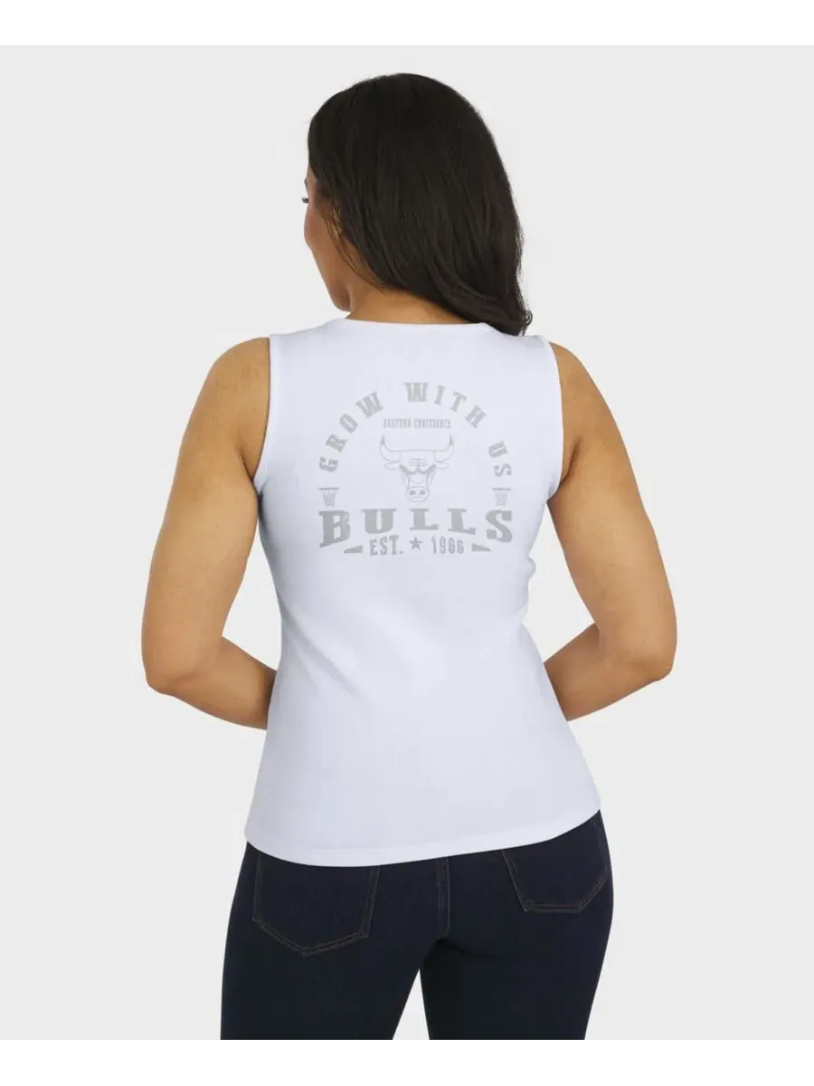 Топ-борцовка без рукавов с принтом Chicago Bulls Rib-Knit Henley WEAR by Erin Andrews — изображение 5 из 5, белый