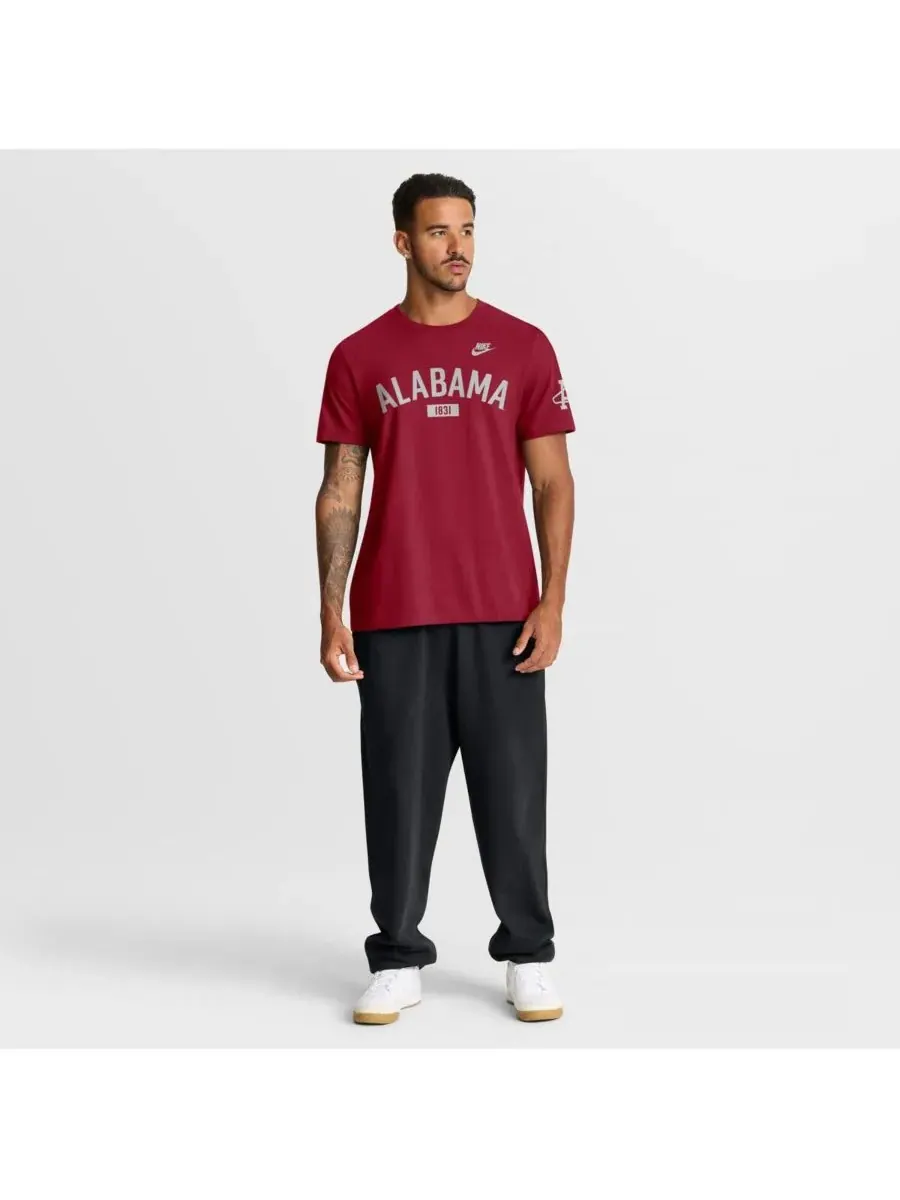 Nike Мужская футболка Crimson Alabama Crimson Tide Legacy Arch — изображение 3 из 5, красный