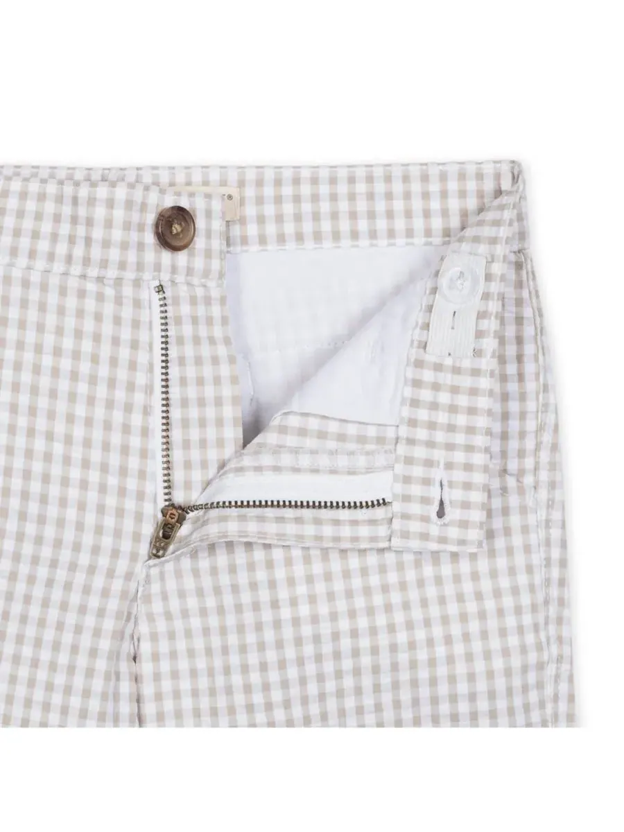 Детские шорты из органического сирсакера для мальчиков Hope & Henry, Taupe Gingham Seersucker — изображение 2 из 4
