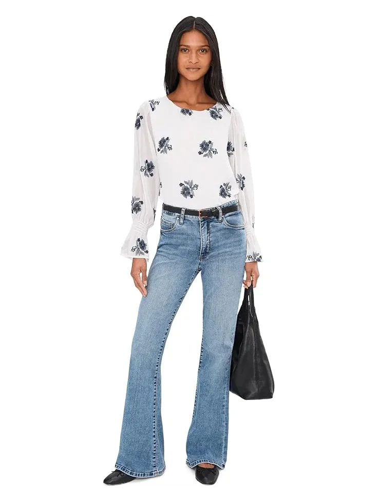 Женская модель Ana High Rise Fab Ab Flare-Baby Dn All Over KUT from the Kloth, Obtain — 2