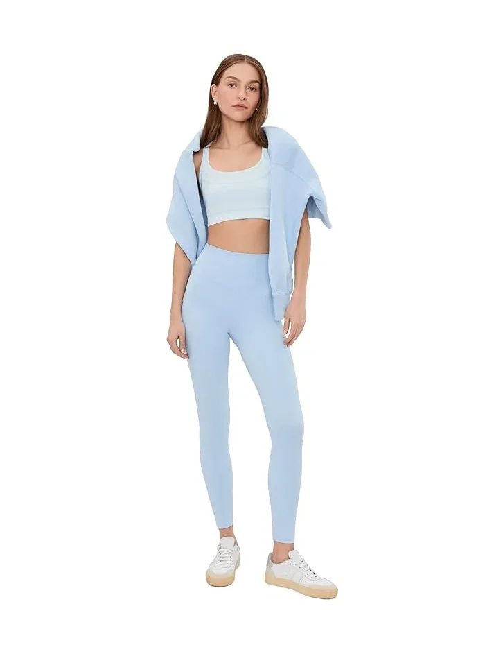 Бюстгальтер Seamless Moves Layered Bra Beyond Yoga — 2