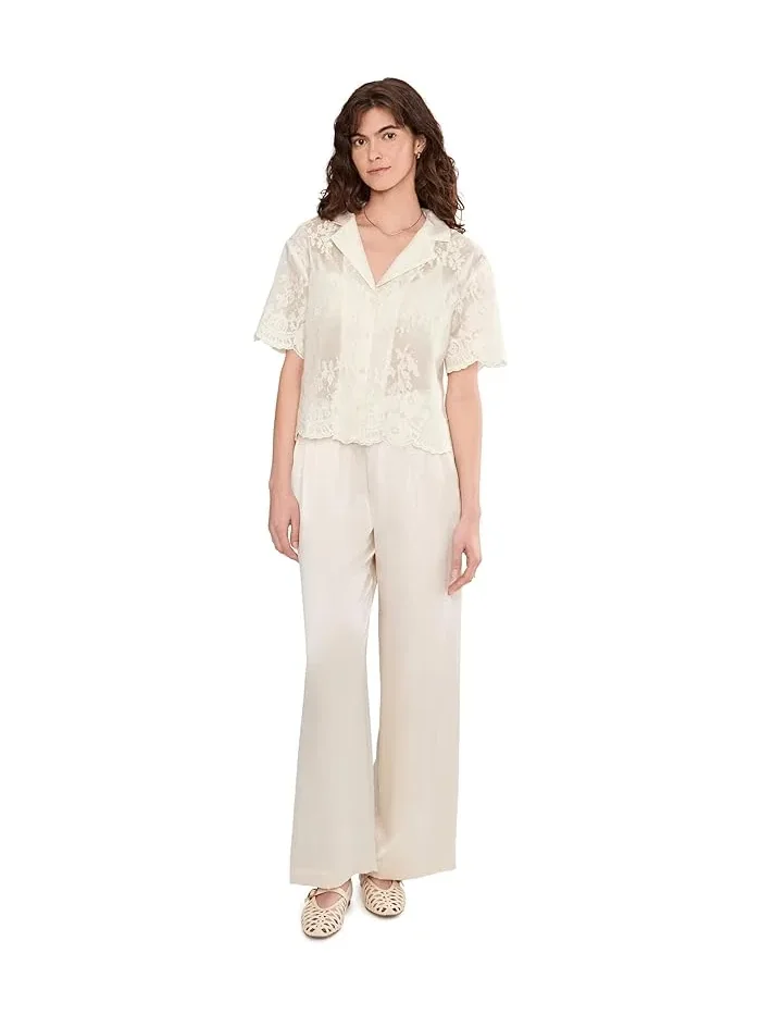 Блузка с вышивкой Relaxed Collar Short Sleeve Button-Up Vince Camuto — 2