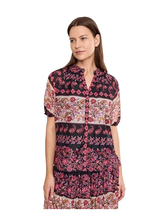 Блуза с оборкой модель Ruffle Neck Raglan Split Seam CeCe — 1