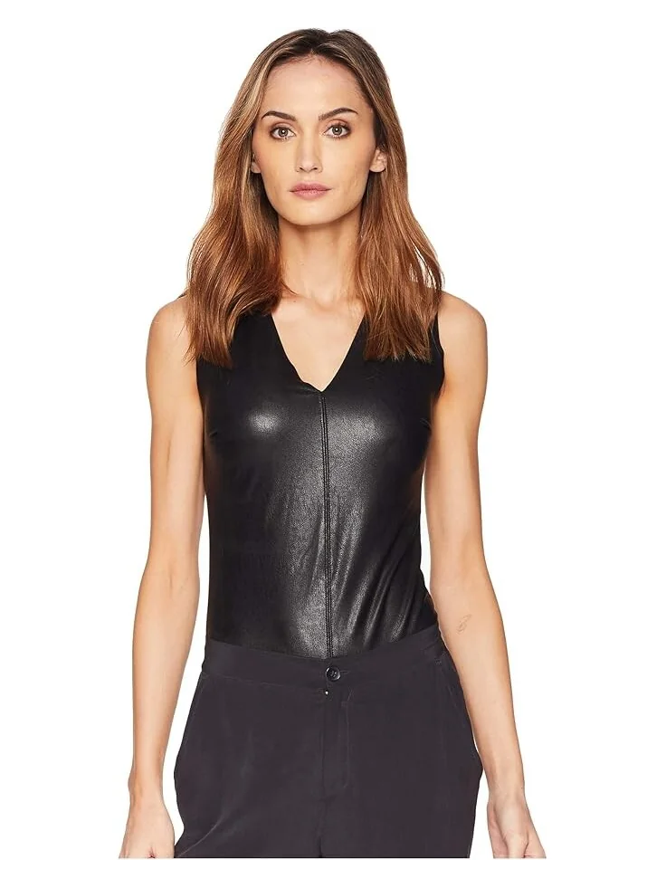 Футболка Commando Faux Leather V-Neck Bodysuit BDS014 — изображение 1 из 6, черный