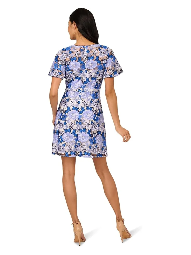 Платье Adrianna Papell Floral Embroidery Short Dress — изображение 2 из 3, синий мульти