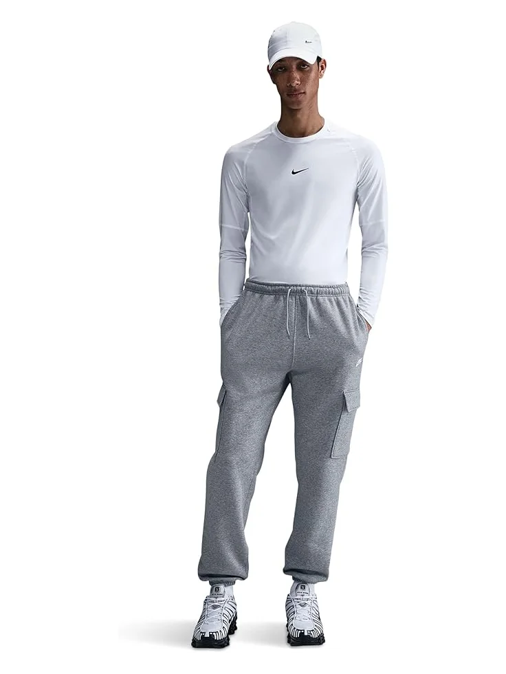 Брюки Nike Club Fleece Cargo Pants — изображение 1 из 3