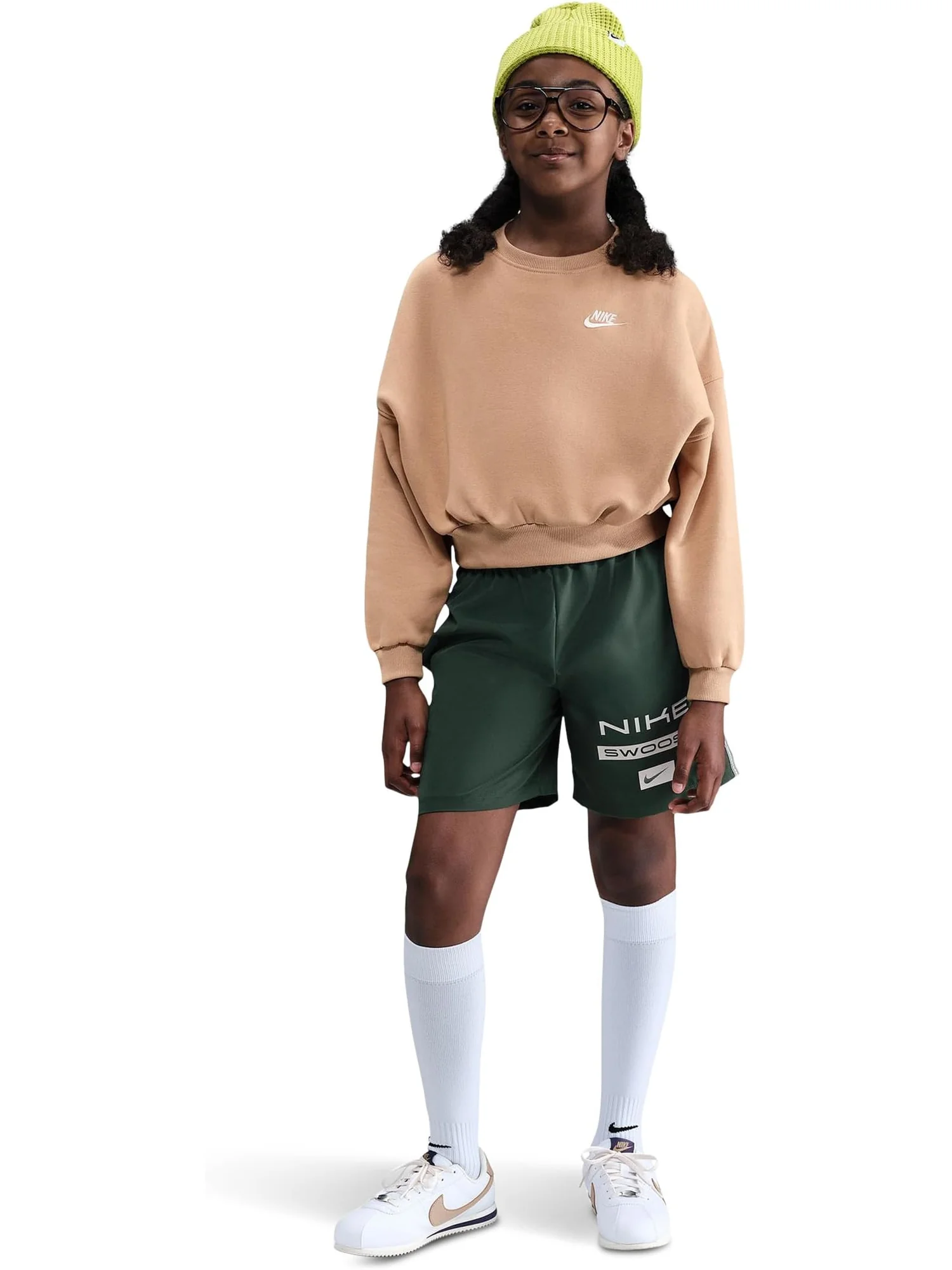 Толстовка Nike Kids Club Fleece Boxy Crew-Neck Sweatshirt — изображение 1 из 3, белый