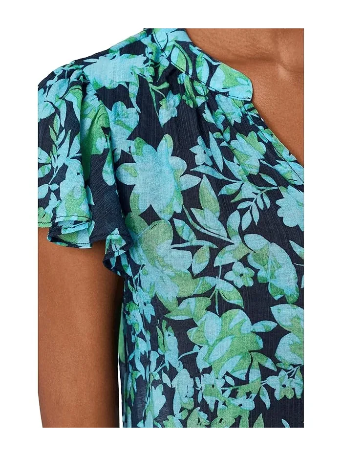 Топ с цветочным принтом Floral Shirred Flutter Sleeve Top CeCe — изображение 5 из 5, классический темно-синий