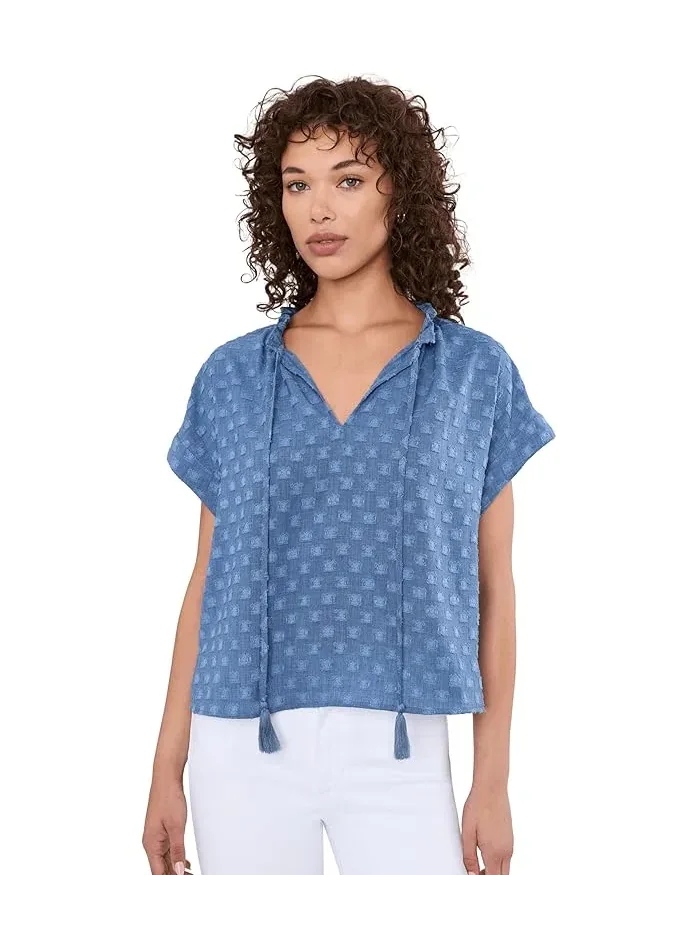 Топ с V-образным вырезом и завязкой V-neck With Front Tie And Rolledup Short Sleeve Vince Camuto