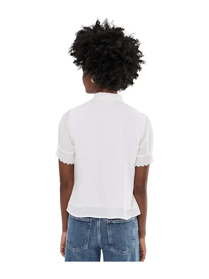 Топ с коротким рукавом с гребешками Short Sleeve Scallop Top CeCe — изображение 4 из 5, классический темно-синий