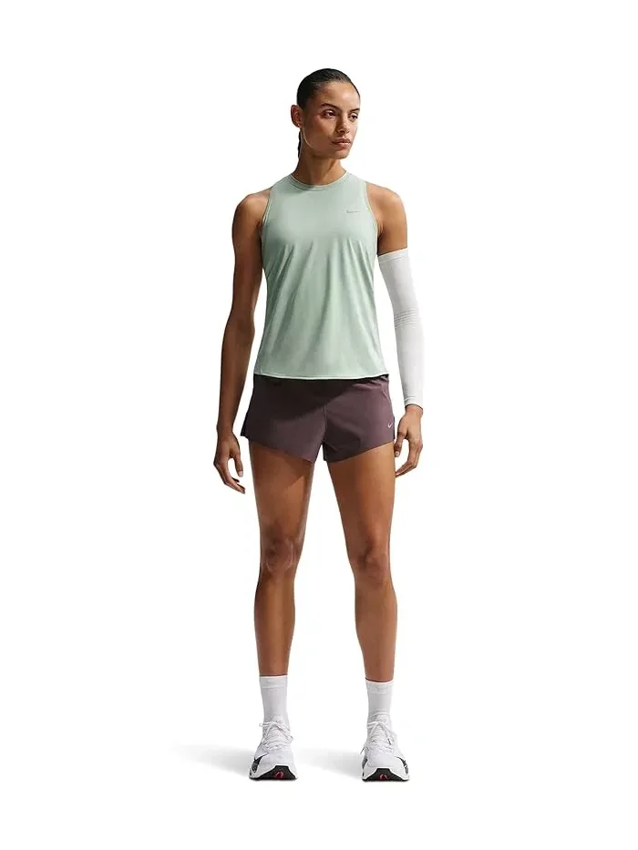 Топ Nike Swift Dri-FIT Running — изображение 2 из 4, серебристый