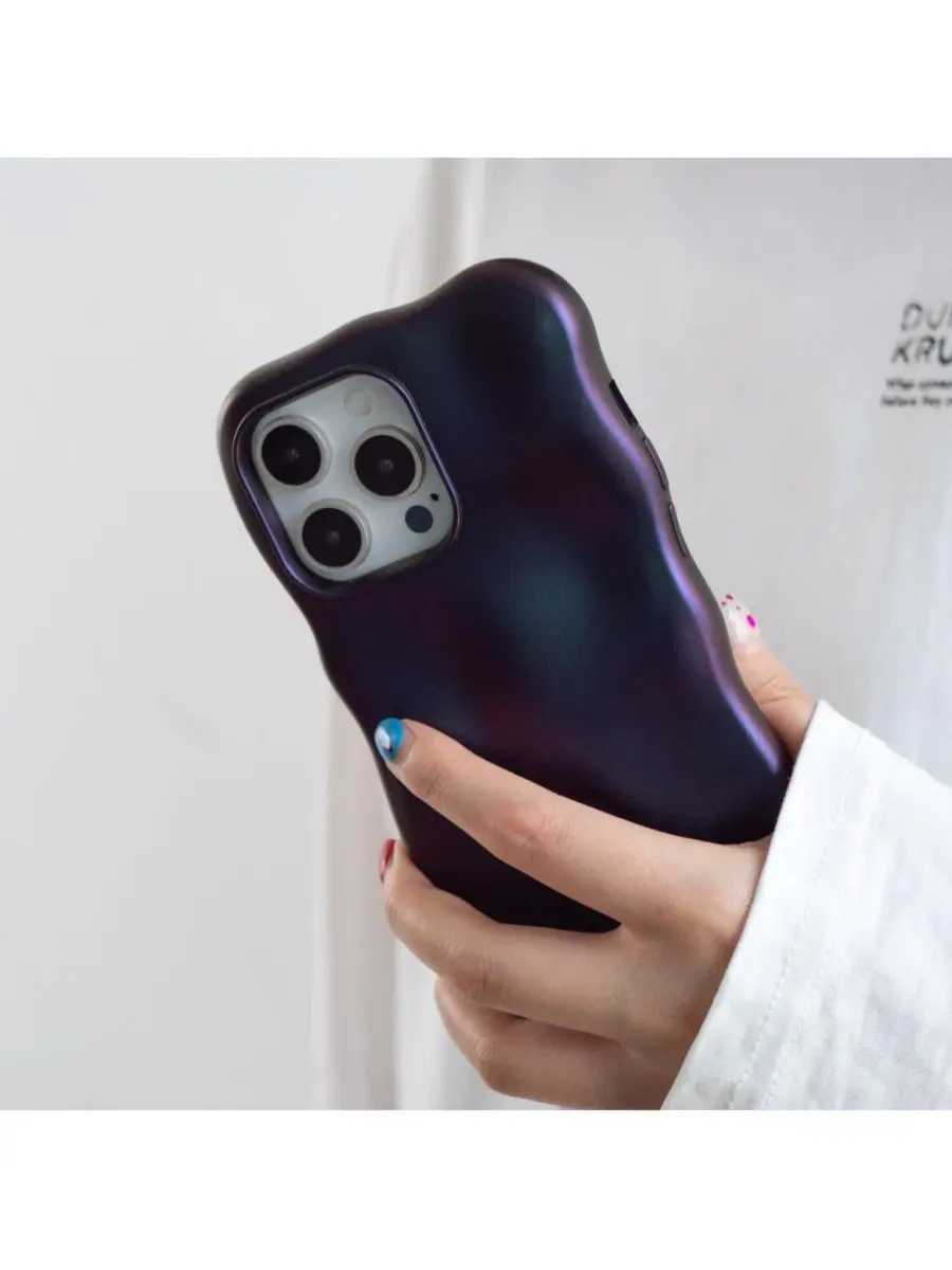 Защитный чехол с пузырьковой текстурой для iPhone 14 Pro — изображение 3 из 6, фиолетовый