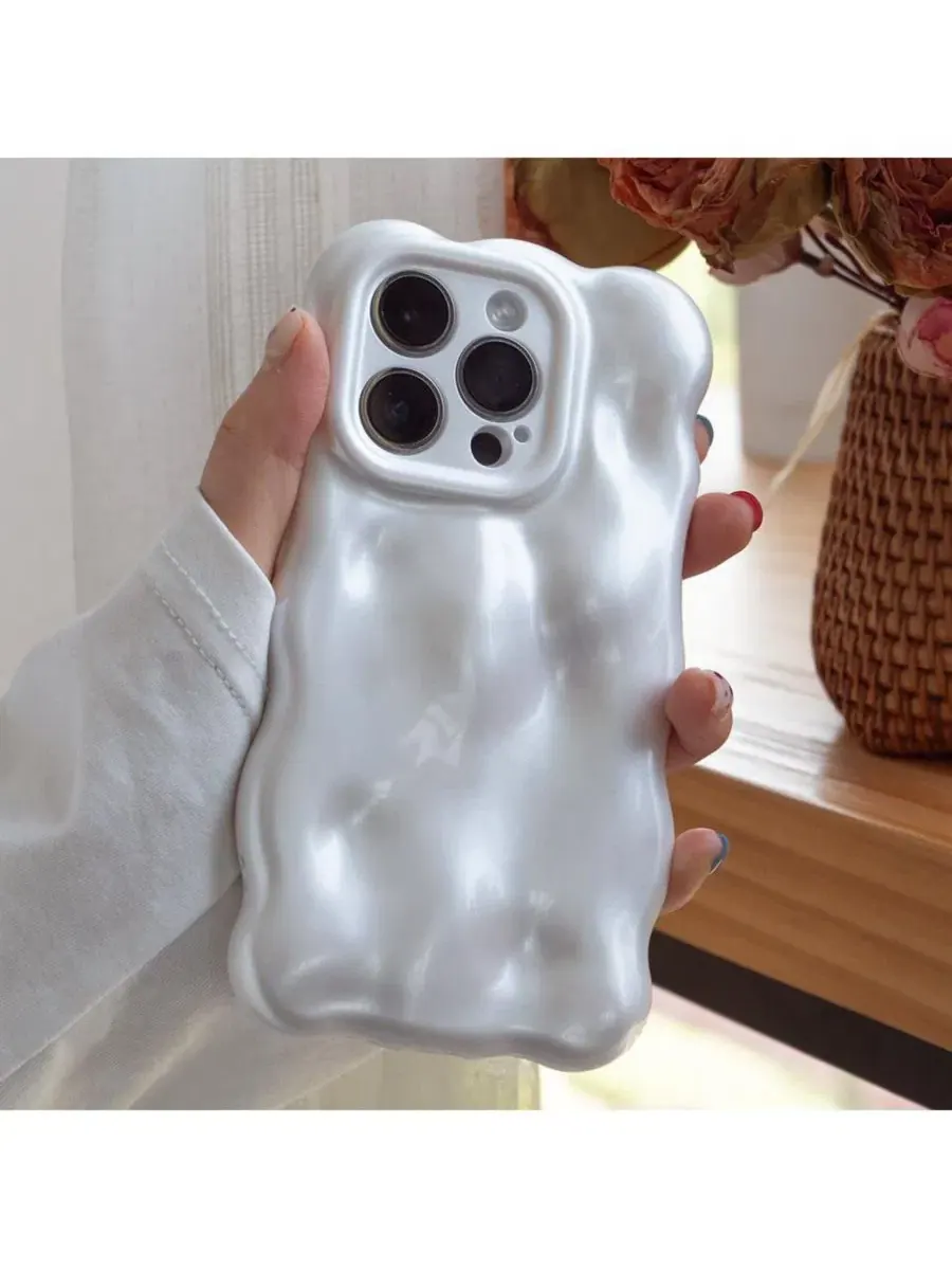 Чехол для iPhone 15 Pro с пузырчатой текстурой Auramma — изображение 3 из 5, белый
