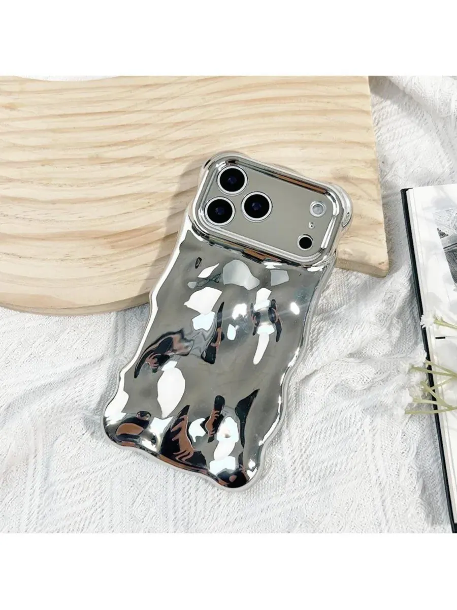 Чехол с пузырчатой текстурой Gold Bubbles для iPhone 17 Pro Max Auramma — изображение 2 из 4, серебряный