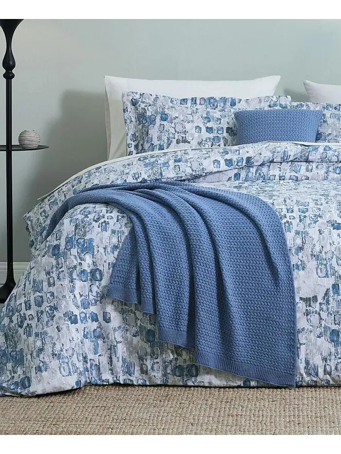 Комплект из четырех предметов: одеяло и накидка Rhythm, Twin/Twin XL Southshore Fine Linens — изображение 3 из 4, тауп