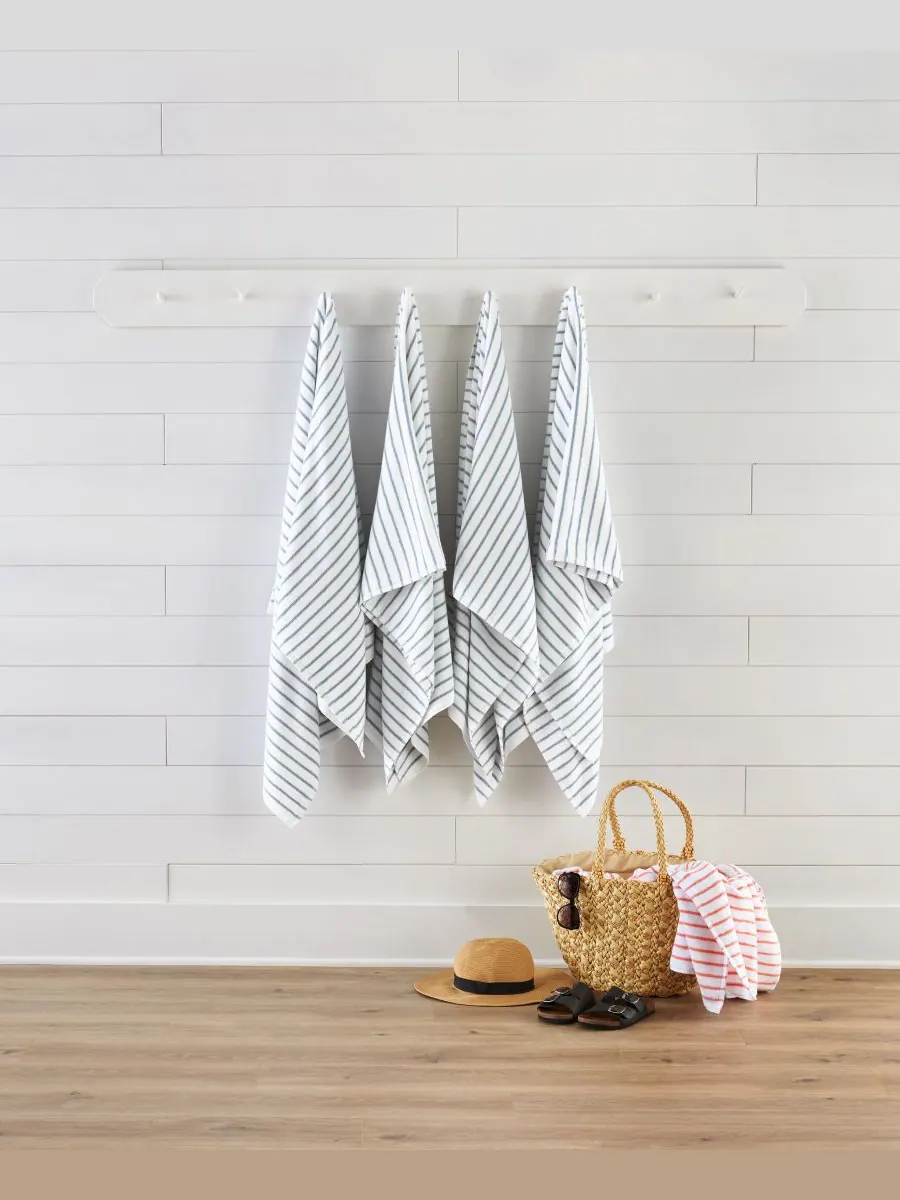 Набор хлопковых пляжных полотенец Cabana Stripe, 76,6 см x 182 см Ienjoy Home — изображение 2 из 9, светлый/синий