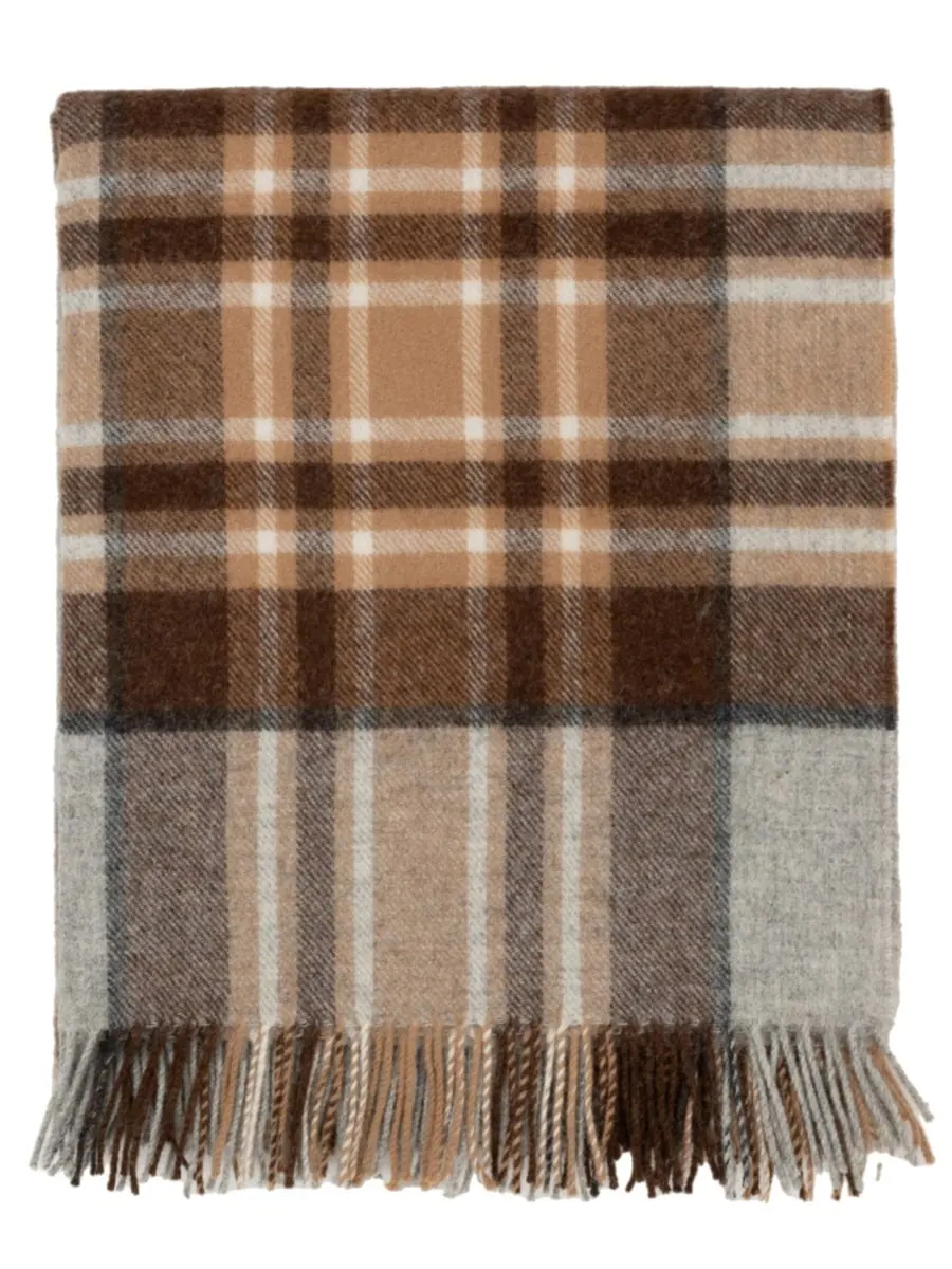 Плед Highland Tweeds из овечьей шерсти Shetland, 55 x 72 дюйма Prince of Scots — изображение 2 из 4, бежевый серый