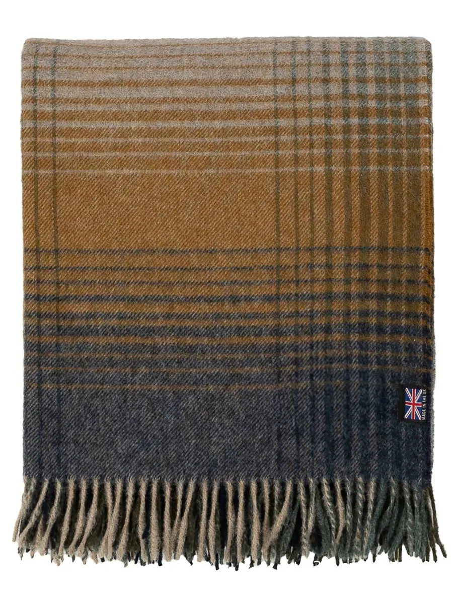 Плед Highland Tweeds из овечьей шерсти Shetland, 55 x 72 дюйма Prince of Scots — изображение 3 из 7, синий