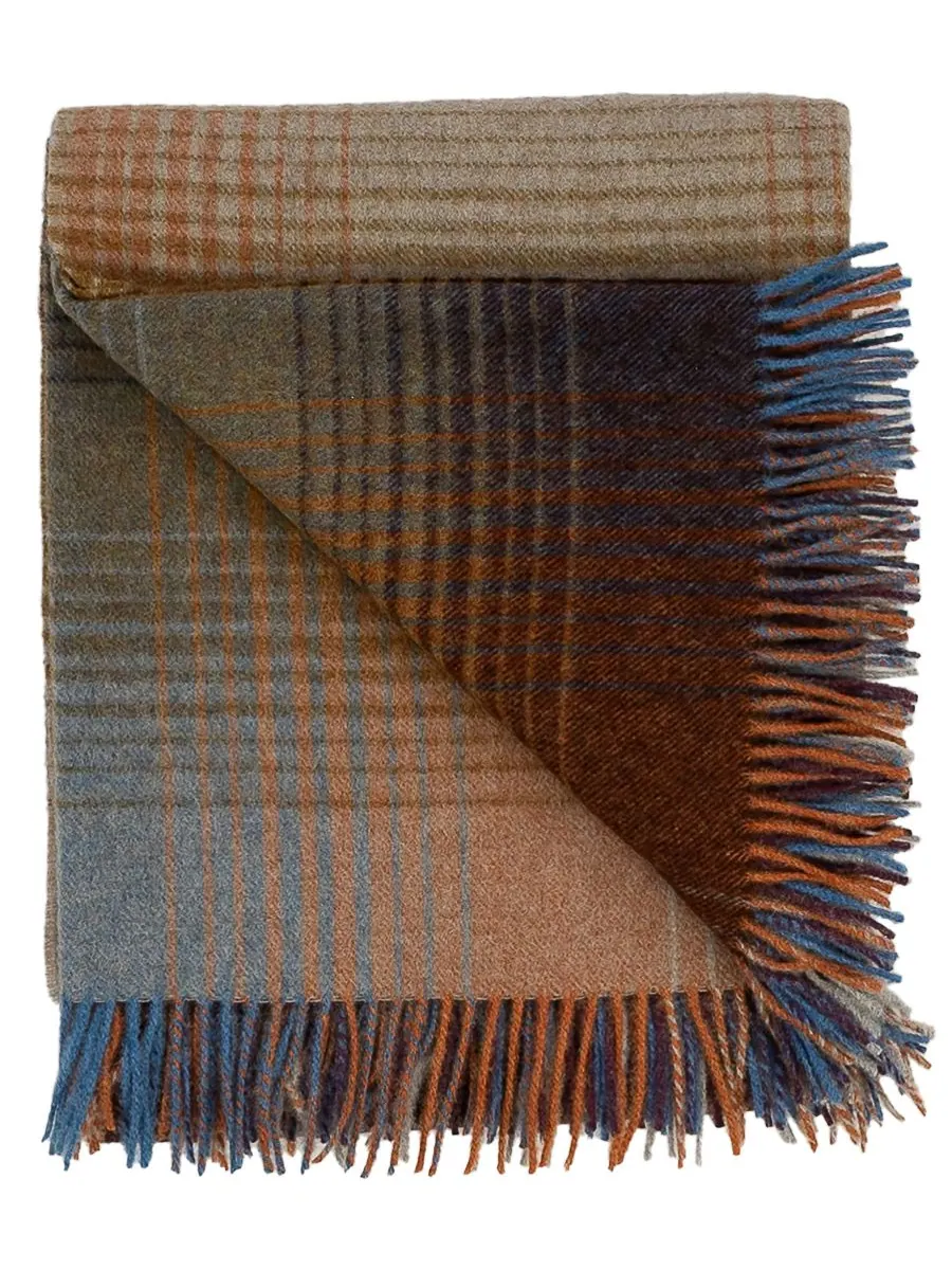 Плед Highland Tweeds из овечьей шерсти Shetland, 55 x 72 дюйма Prince of Scots — изображение 7 из 7, бордовый