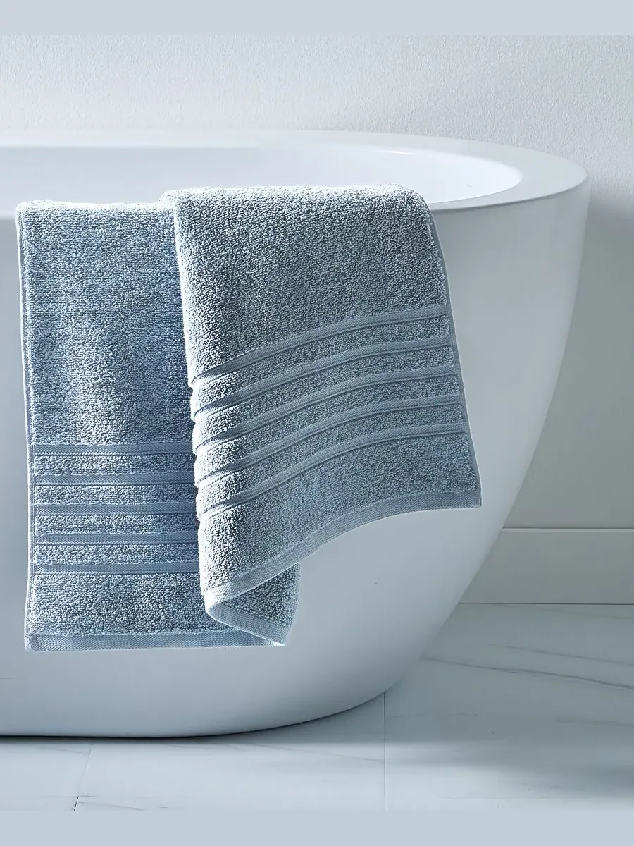 Банное полотенце Ultimate MicroCotton, 84 x 178 см Hotel Collection — изображение 3 из 10, тень