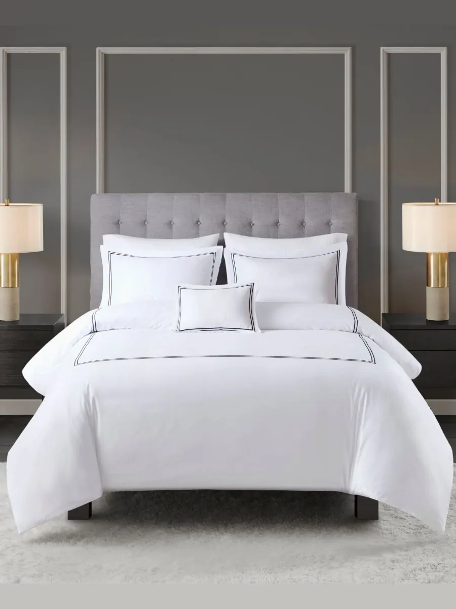 Комплект постельного белья Luxury Collection с вышивкой, 4 предмета, размер Full/Queen Madison Park — изображение 1 из 10