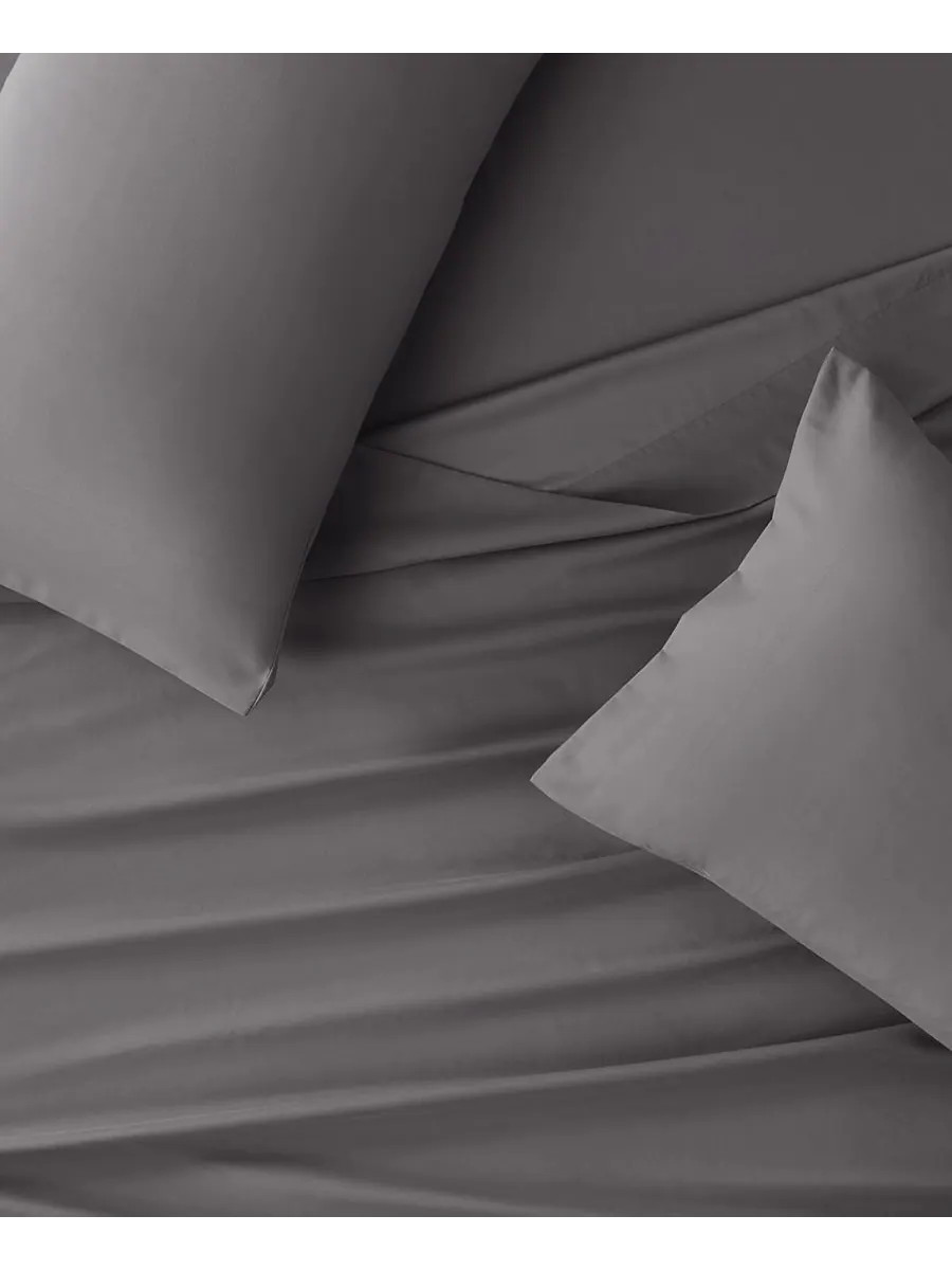 Комплект постельного белья из 4 предметов на каждый день, размер Queen Truly Soft — изображение 4 из 4, темный серый
