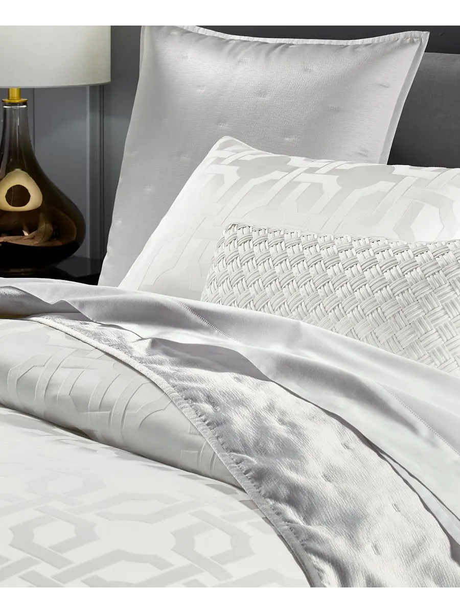Комплект постельного белья Interlace, размер King Hotel Collection — изображение 2 из 8, белый