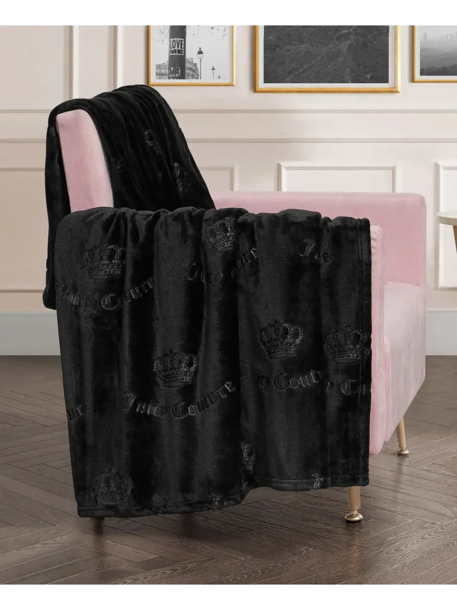 Мягкий плед большого размера с рельефным рисунком, 152 x 178 см Juicy Couture — изображение 2 из 6, черный
