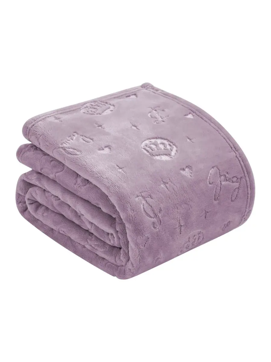 Мягкий плед большого размера с рельефным рисунком, 152 x 178 см Juicy Couture, Emblem Toss Lavender — изображение 5 из 6