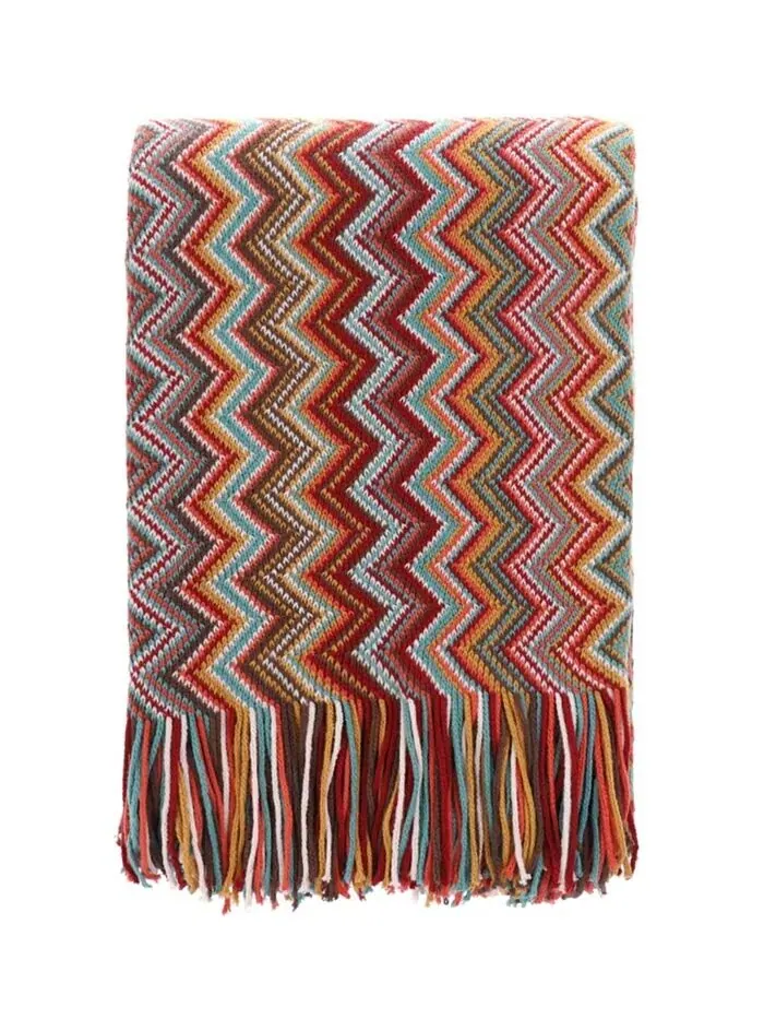 Декоративное плед с разноцветным шевронным узором, 60 x 50 дюймов Happycare Textiles — красный