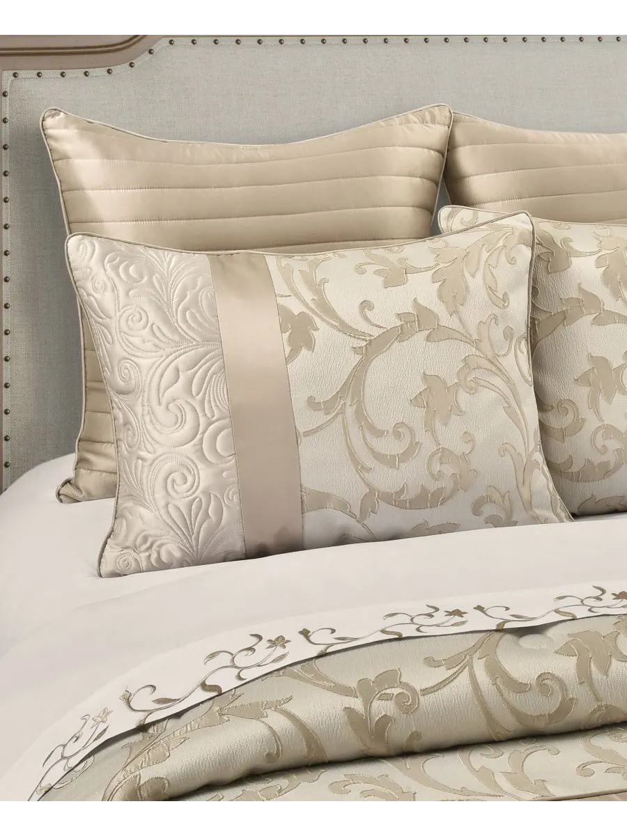 Комплект постельного белья Spectra Jacquard из 3 предметов, размер Full/Queen Royal Court — изображение 3 из 5, тауп
