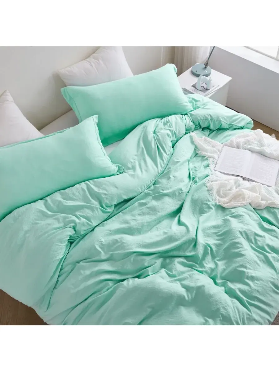 Комплект стеганого одеяла с пододеяльником Loft Coma Inducer Comforter With Duvet Cover Set Coma — изображение 2 из 4