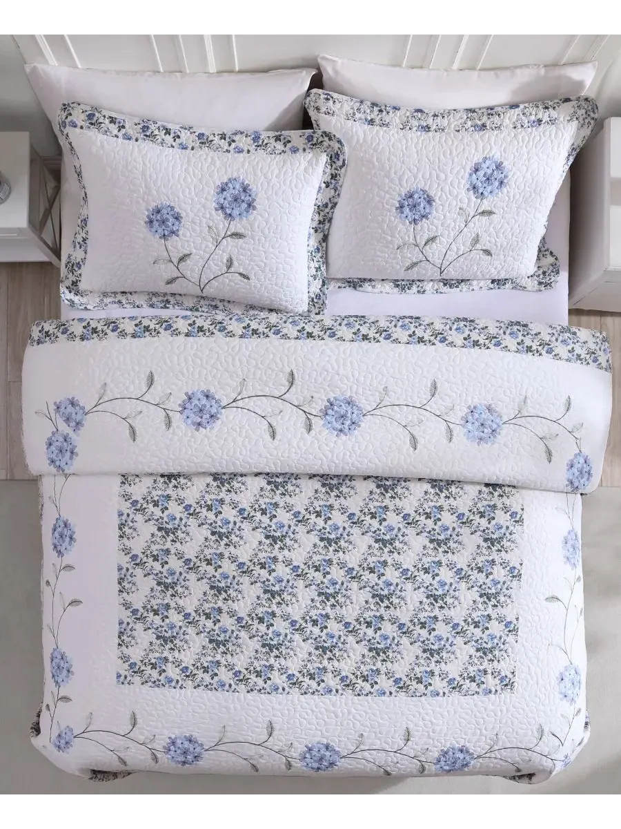 Покрывало с вышивкой гвоздики Carnation Embroidered Beatrice Home Fashions — изображение 2 из 3, синий