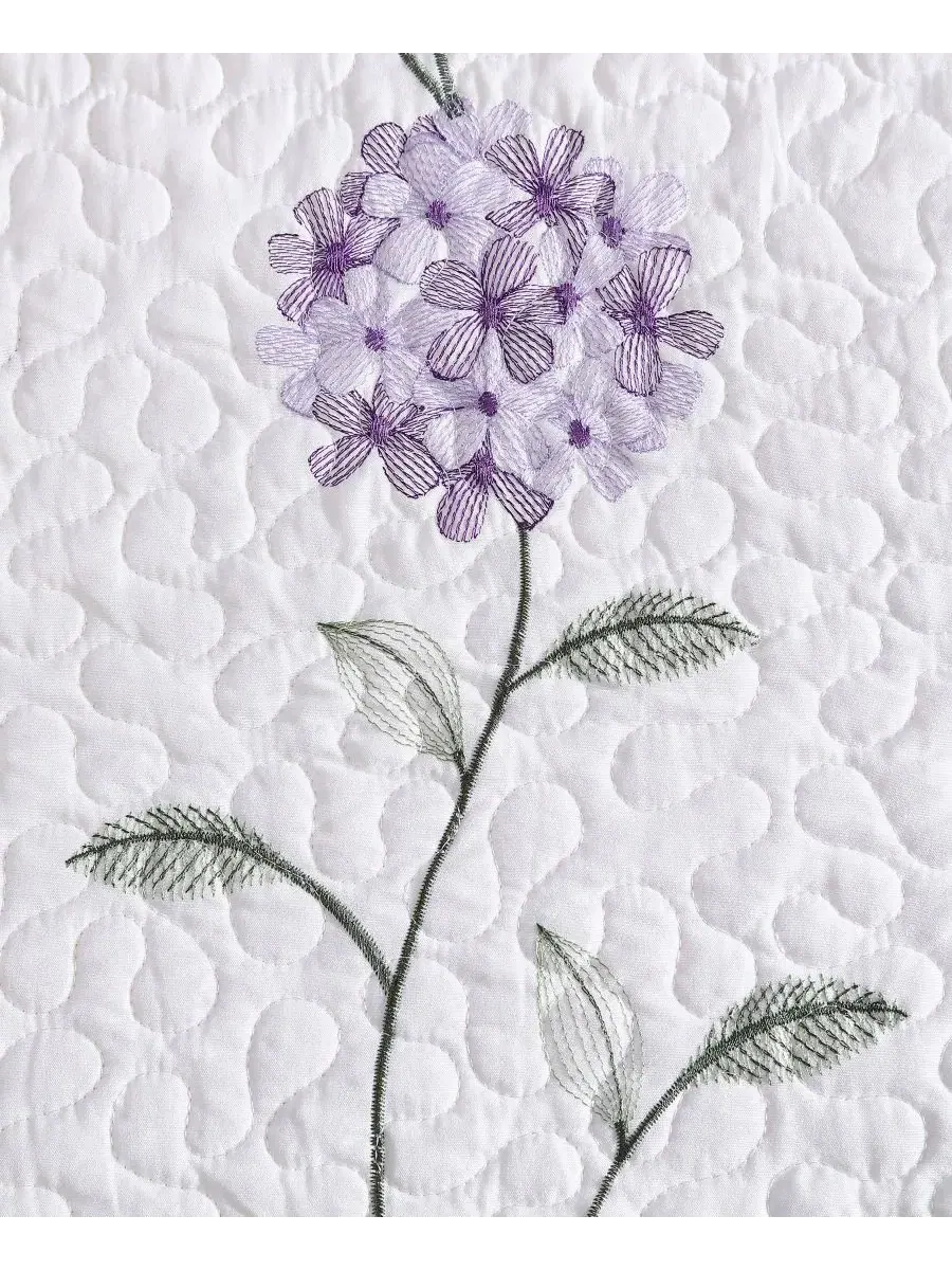 Покрывало с вышивкой гвоздики Carnation Embroidered Bedspread Beatrice Home Fashions — изображение 3 из 3, фиолетовый