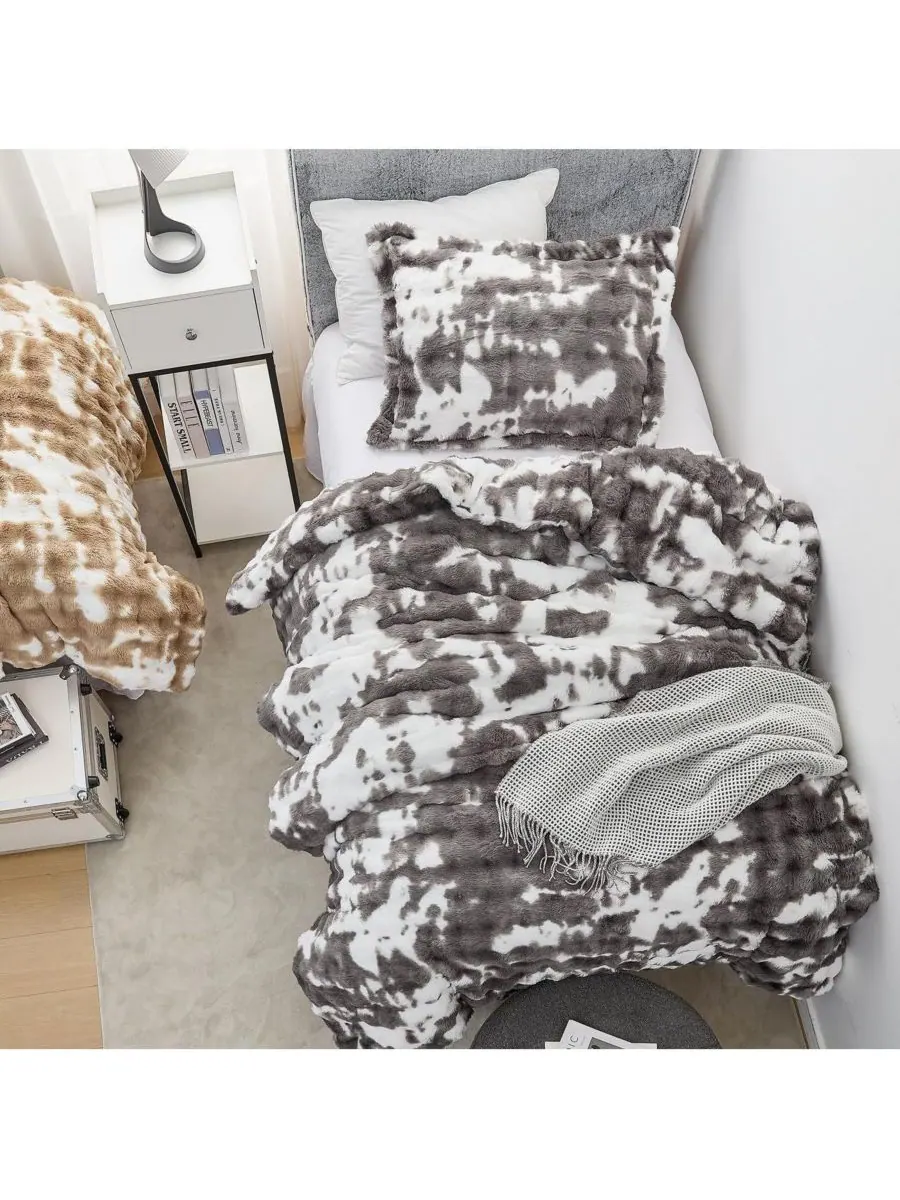 Комплект постельного белья Chunky Bunny Spotty Oversized Comfort Set Coma Inducer — изображение 2 из 4, черный белый