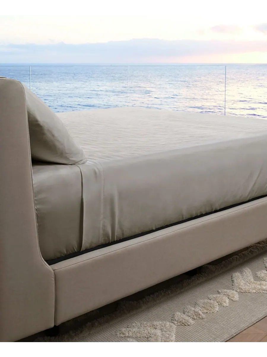 Комплект постельного белья Resort Sateen из терморегулирующей вискозы, 4 предмета Cariloha — изображение 6 из 8, серый